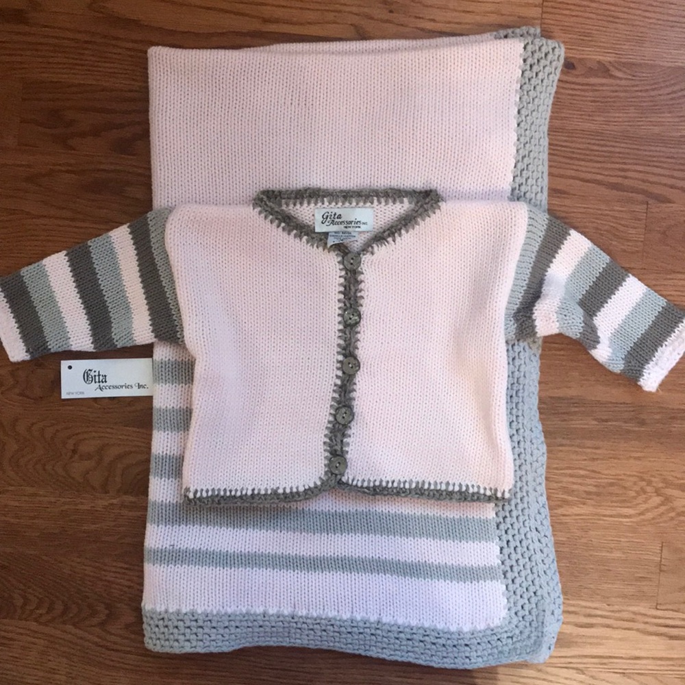 Sweater and blanket set
